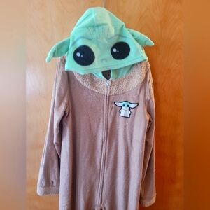 Grogu Baby Yoda kids onesie size 8